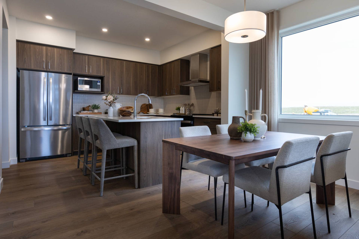 MINTO EAST HILLS CROSSING CLOVER SHOWHOME